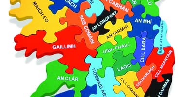 Peta peta dari irlandia sebagai gaeilge